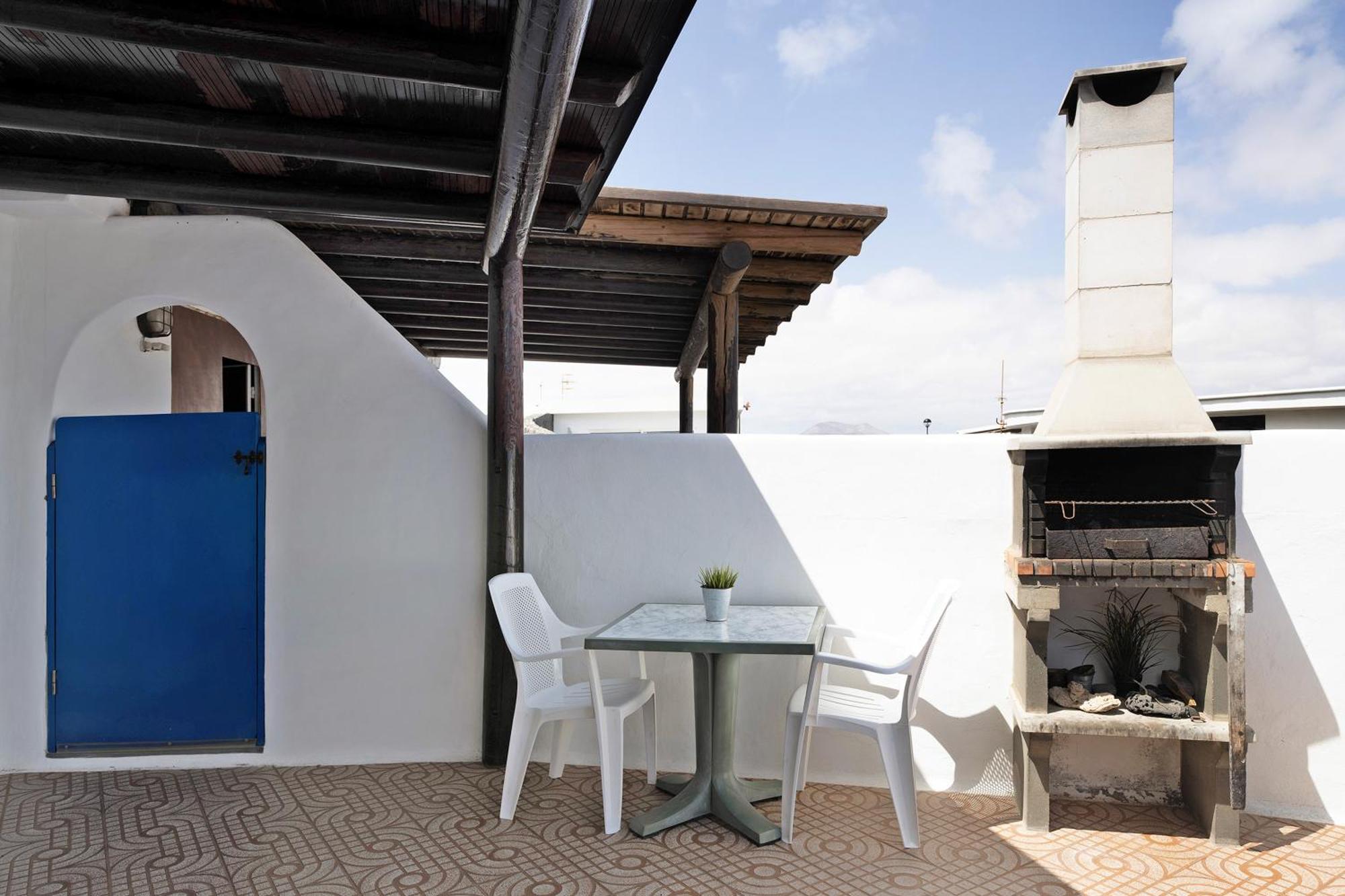 Bungalow Famara, Lanzarote Bagian luar foto