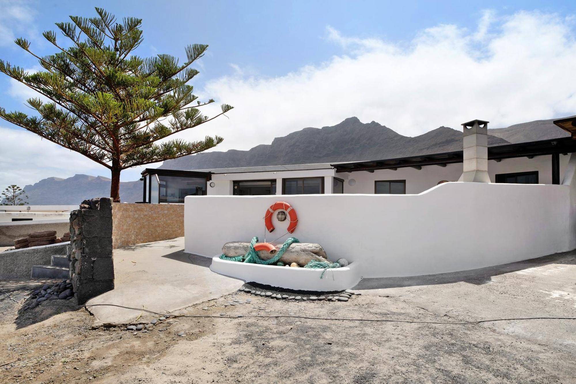Bungalow Famara, Lanzarote Bagian luar foto