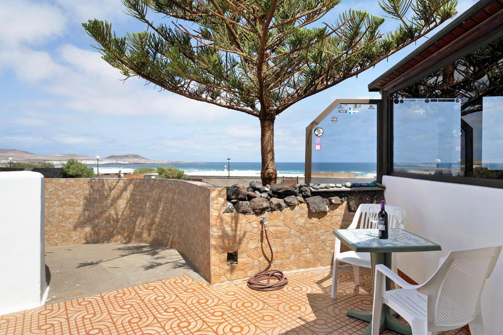 Bungalow Famara, Lanzarote Bagian luar foto